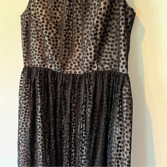 Jessica Howard Black and Beige Polka Dot Sleeveless Lined Dress - Picture 7 of 11